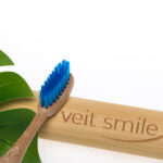 Escova Bio VeitSmile Tube Azul com Case de Bambu